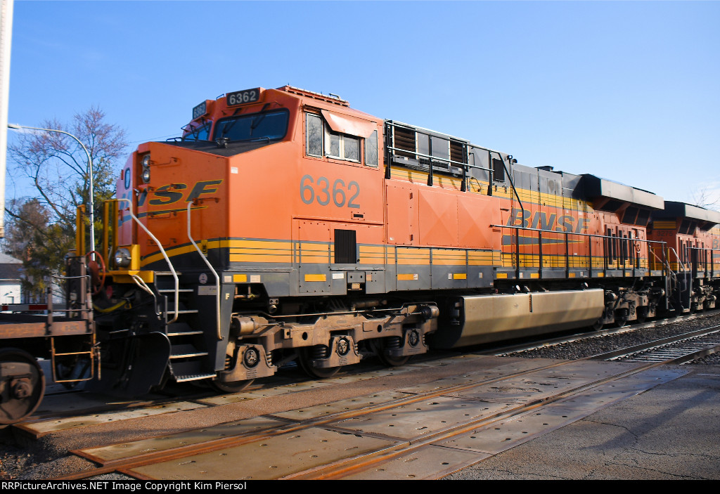 BNSF 6362 Pusher